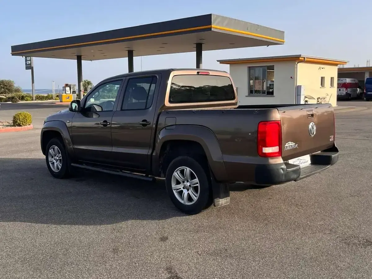 Usata VW Amarok 163 CV (119 kW) 2011 Marrone Pick-up