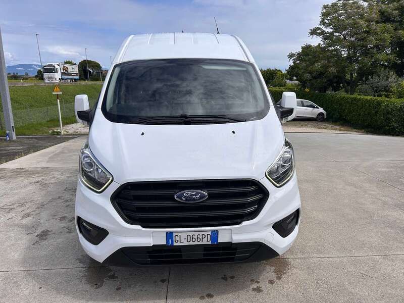 Usata Ford Transit Custom 129 CV (94 kW) 2022 Bianco Furgone