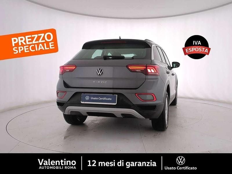 Usata VW T-Roc Life 116 CV (85 kW) 2024 Grigio SUV