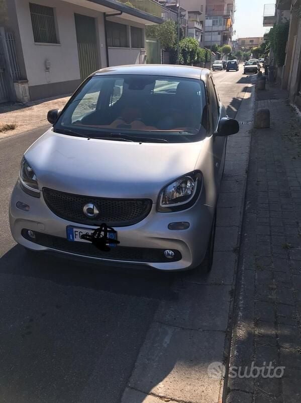 Usata Smart ForFour 71 CV (52 kW) 2015 Utilitaria