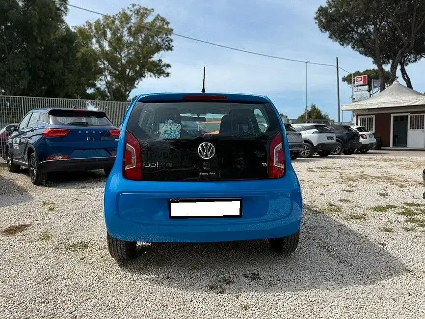 Usata VW up! 60 CV (44 kW) 2014 Blu Utilitaria
