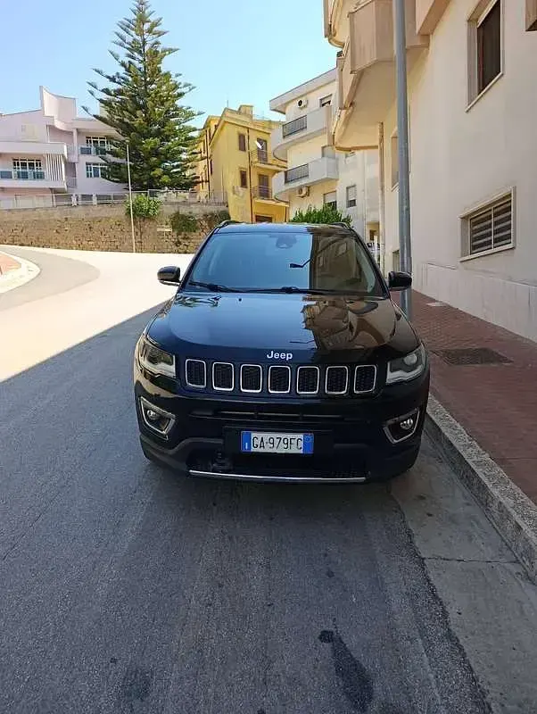 Usata Jeep Compass Limited 140 CV (102 kW) 2020 Nero SUV