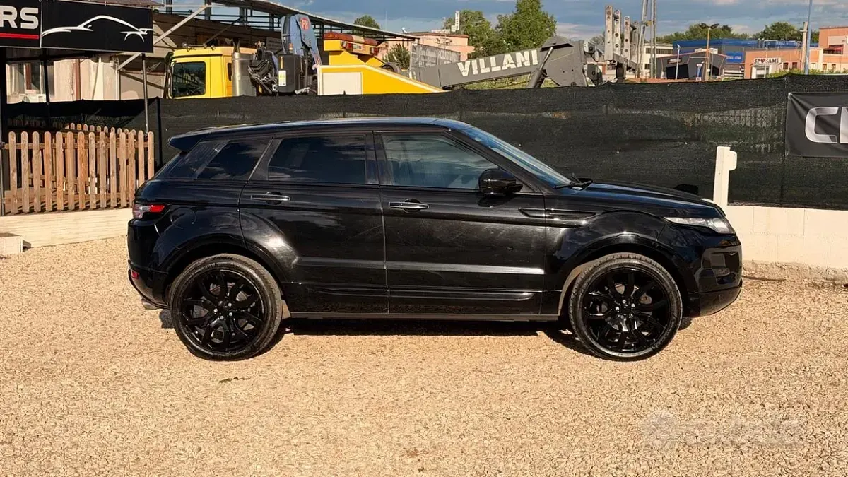 Usata Land Rover Range Rover evoque Autobiography 190 CV (139 kW) 2015 Nero Coupé