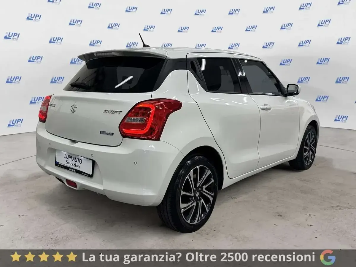 Usata Suzuki Swift 83 CV (61 kW) 2020 Bianco Utilitaria