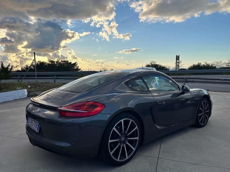 Usata Porsche Cayman 275 CV (202 kW) 2013 Grigio Coupé