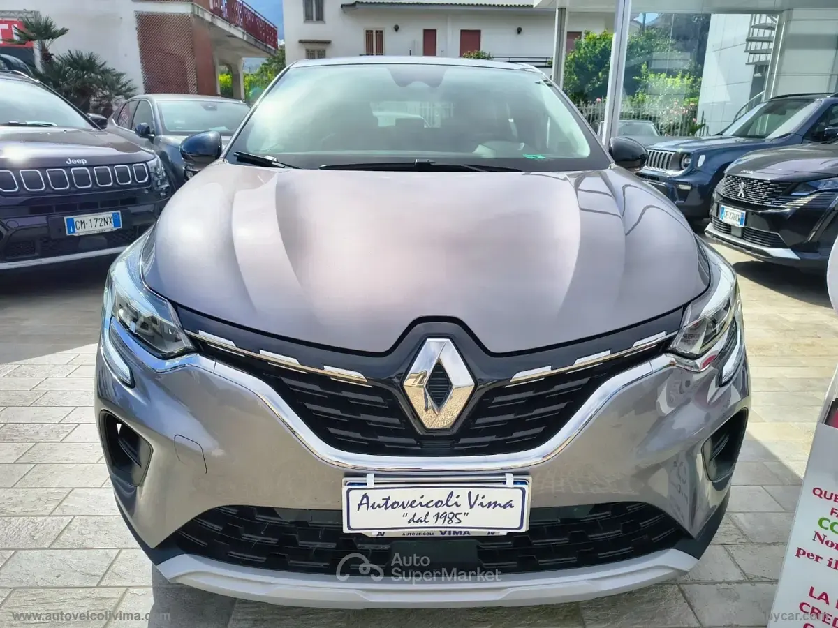 Usata Renault Captur Business 116 CV (85 kW) 2021 Grigio SUV