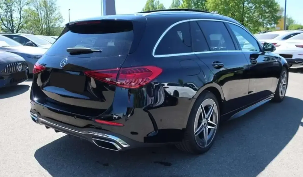 Usata Mercedes C200 Advanced Plus 163 CV (119 kW) 2025 Nero SUV