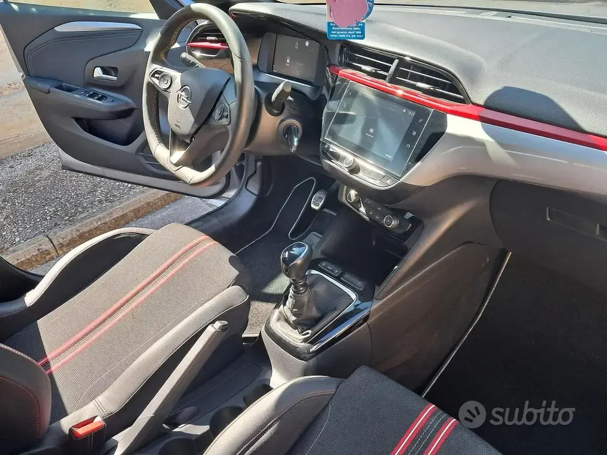 Usata Opel Corsa 101 CV (74 kW) 2023 Grigio Utilitaria