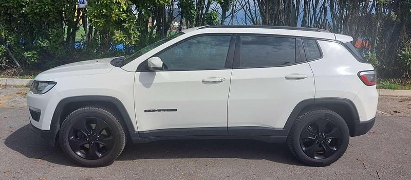 Usata Jeep Compass Night Eagle 140 CV (102 kW) 2019 Bianco SUV