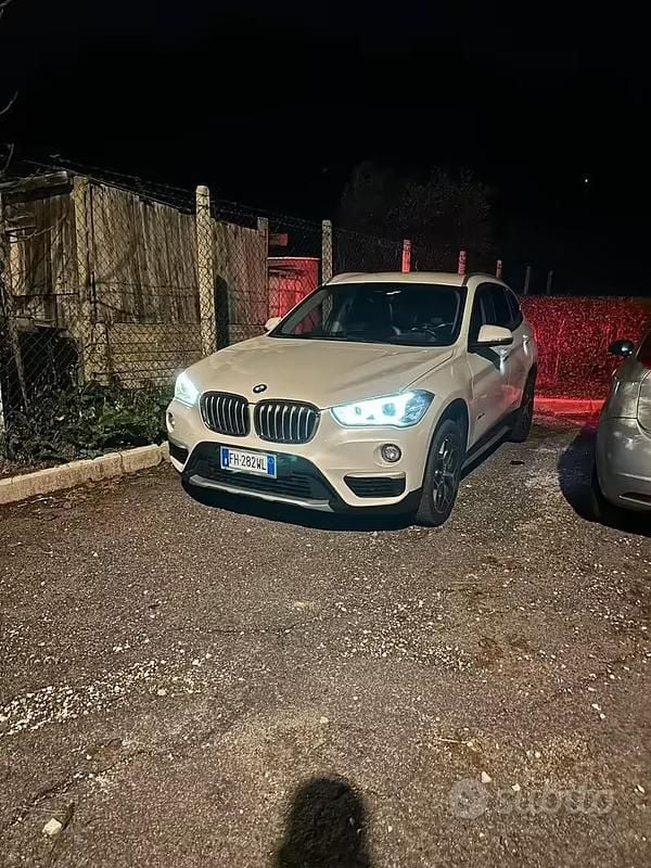 Usata BMW X1 xLine 150 CV (110 kW) 2017 Bianco SUV