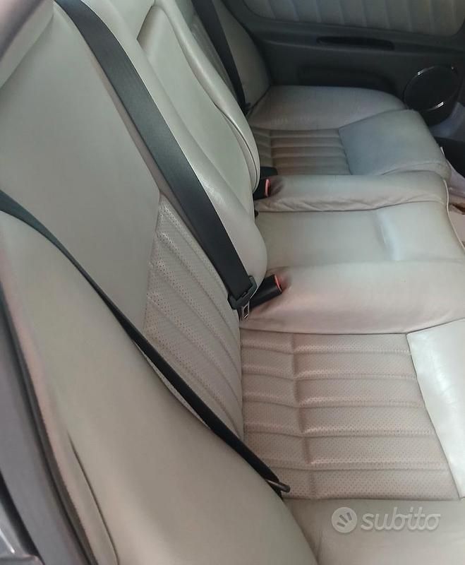 Usata Alfa Romeo 166 175 CV (128 kW) 2005 Grigio Berlina