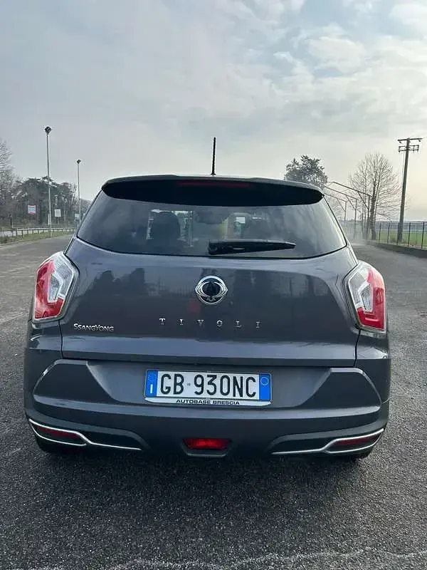 Usata SsangYong Tivoli 128 CV (94 kW) 2020 SUV