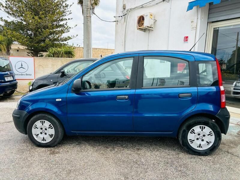 Usata Fiat Panda Dynamic 69 CV (50 kW) 2010 Blu Utilitaria