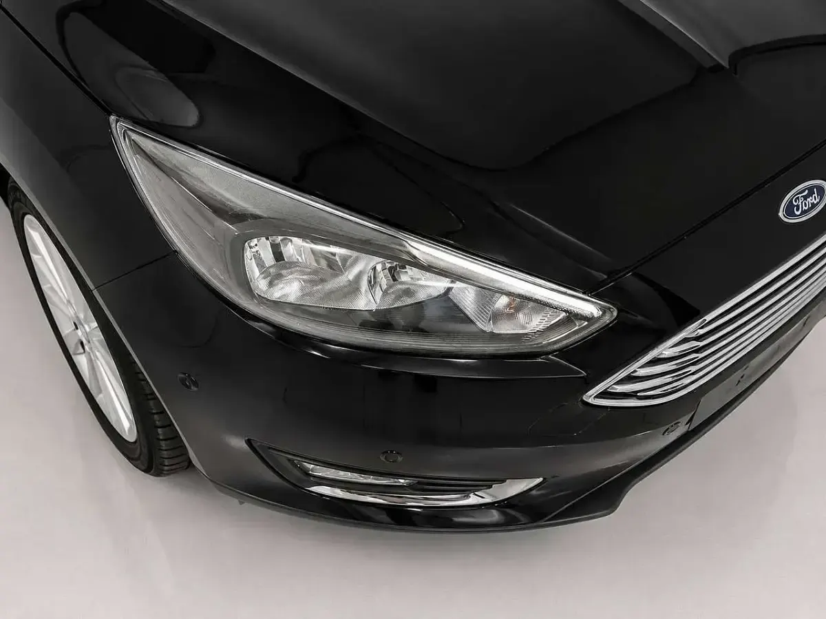 Usata Ford Focus Titanium 120 CV (88 kW) 2017 Nero Station wagon