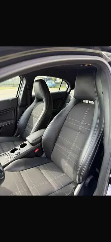 Usata Mercedes A200 Edition 136 CV (100 kW) 2016 Utilitaria