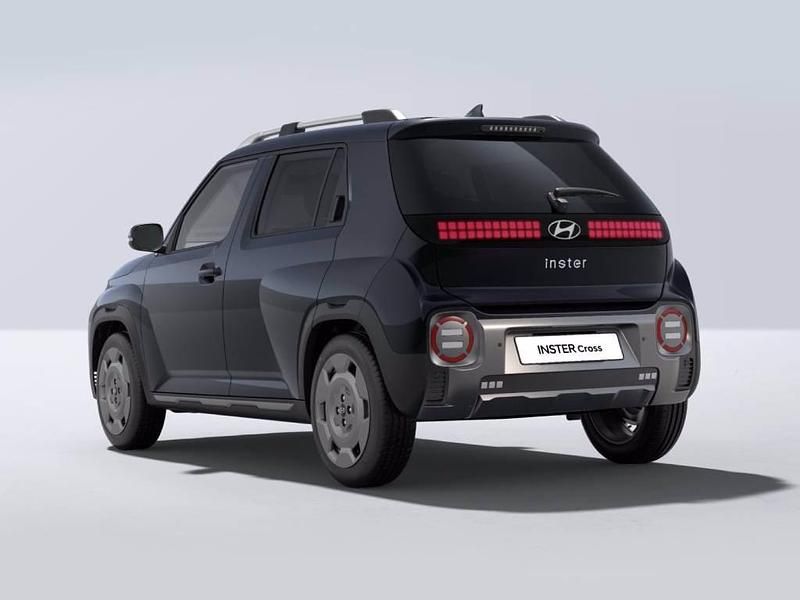 Nuova Hyundai Inster 84 kW (115 CV) 2025 Abyss black pearl Utilitaria