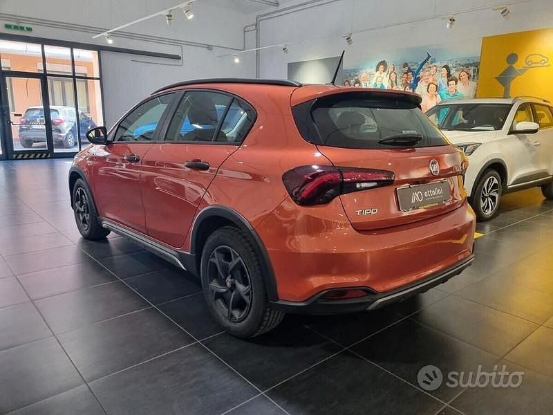 Usata Fiat Tipo Cross 95 CV (69 kW) 2022 Berlina