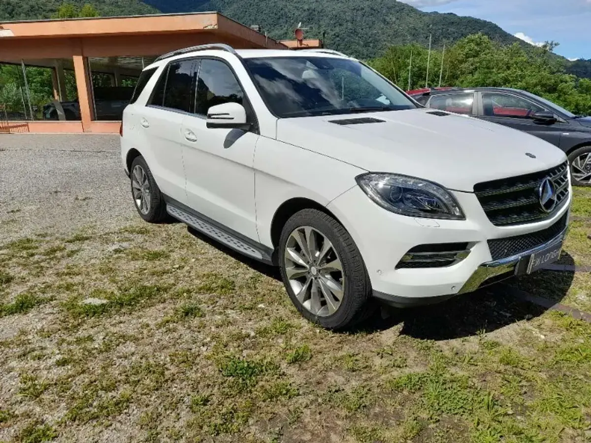 Usata Mercedes ML250 204 CV (150 kW) 2015 Bianco SUV