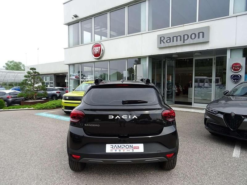 Usata Dacia Sandero Extreme 101 CV (74 kW) 2024 Nero Utilitaria