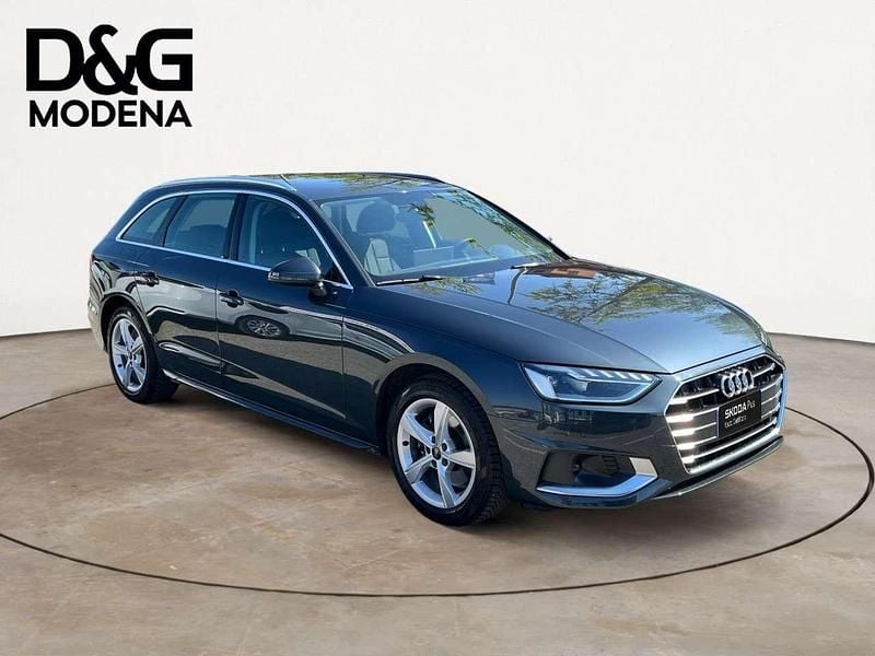 Usata Audi A4 163 CV (119 kW) 2023 Grigio Station wagon