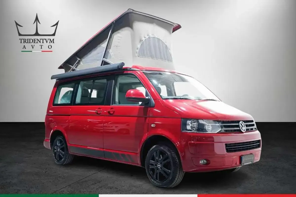 Usata VW California Comfortline 140 CV (102 kW) 2010 Rosso Furgone