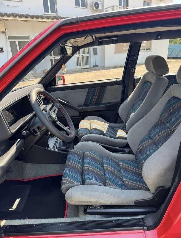 Usata Lancia Delta 140 CV (102 kW) 1990 Utilitaria