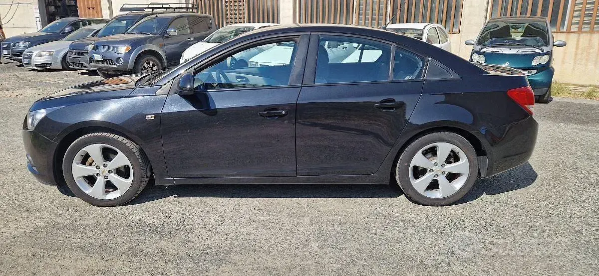 Usata Chevrolet Cruze LS 113 CV (83 kW) 2010 Nero Berlina