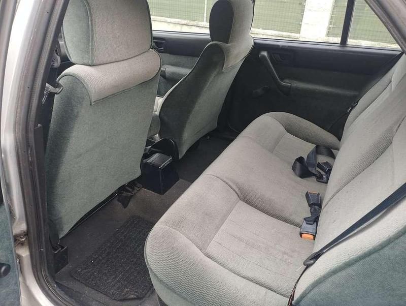 Grigio Usata 1994 Fiat Tipo Tre volumi | 3000 € - Immagine 1/4