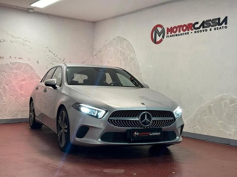 Usata Mercedes A180 Executive 115 CV (84 kW) 2018 Argento Berlina