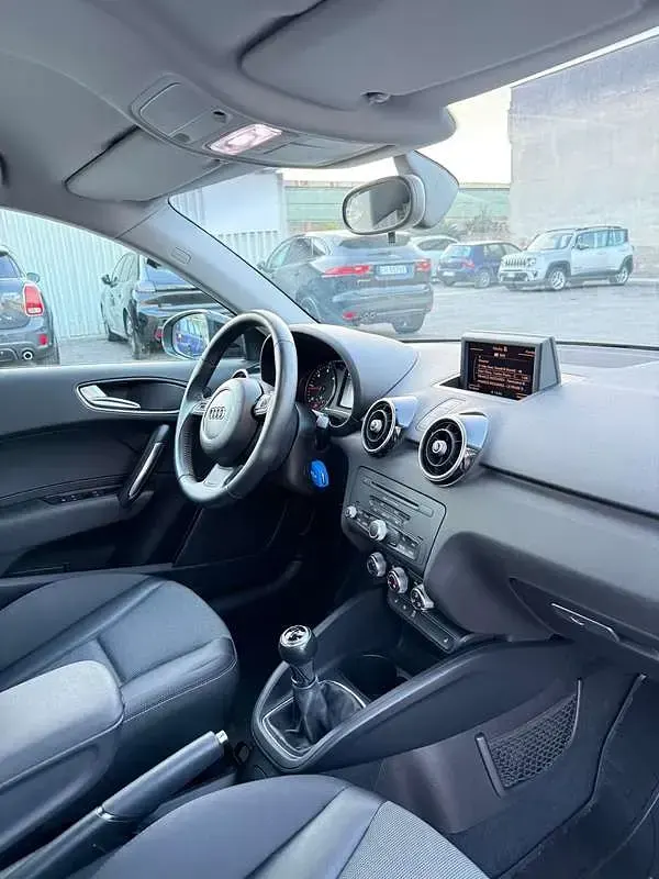 Usata Audi A1 Sportback Ambition 105 CV (77 kW) 2013 Utilitaria