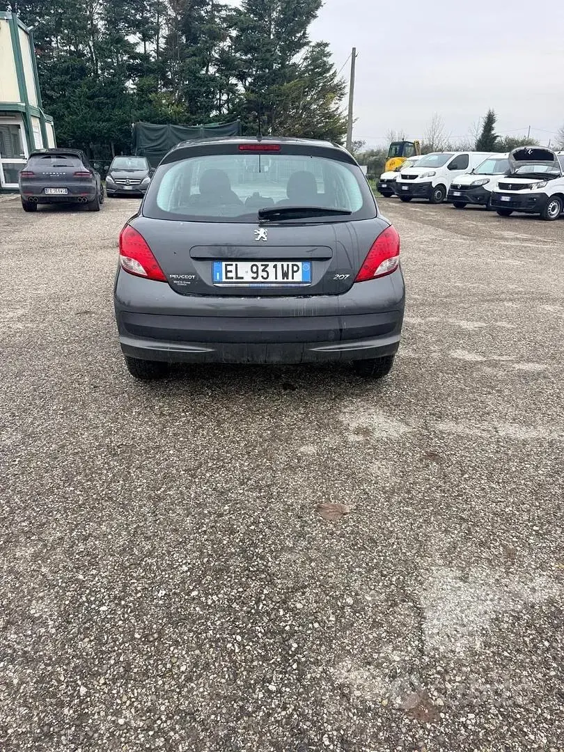 Usata Peugeot 207 88 CV (64 kW) 2012 Grigio Berlina