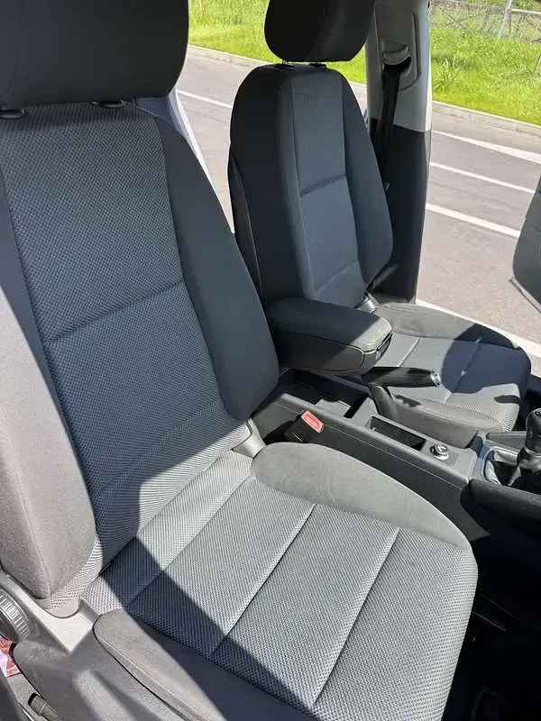 Usata Audi A3 Ambition 105 CV (77 kW) 2011 Argento Utilitaria