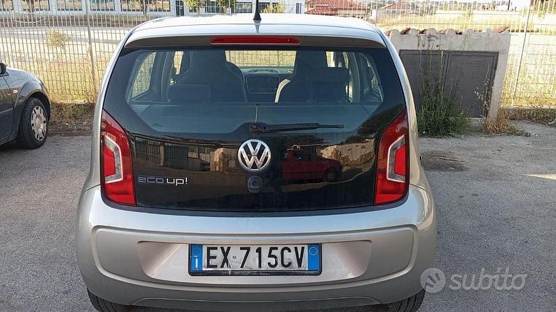 Usata VW up! 68 CV (50 kW) 2016 Grigio Utilitaria