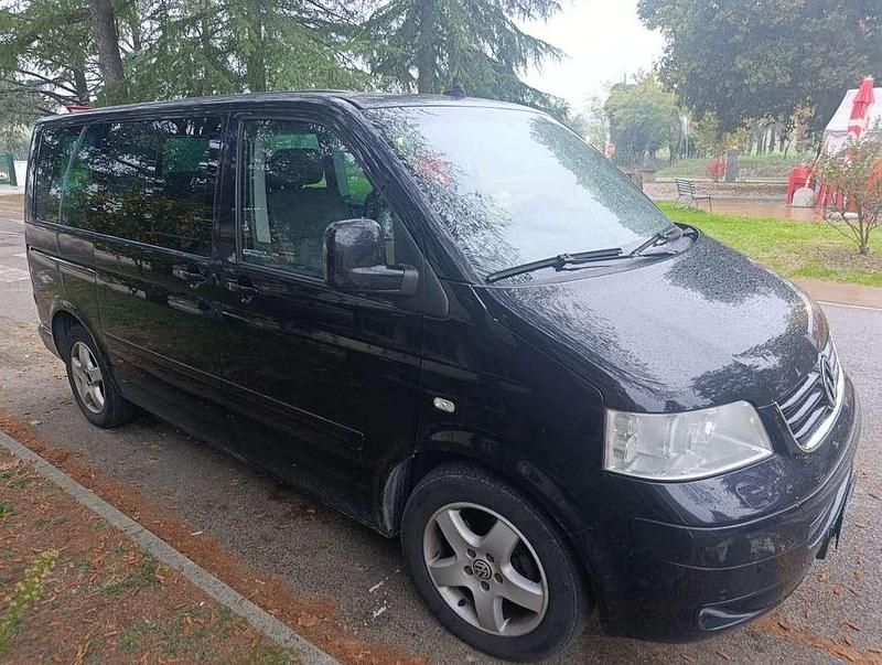 Usata VW Multivan Highline 174 CV (127 kW) 2006 Furgone