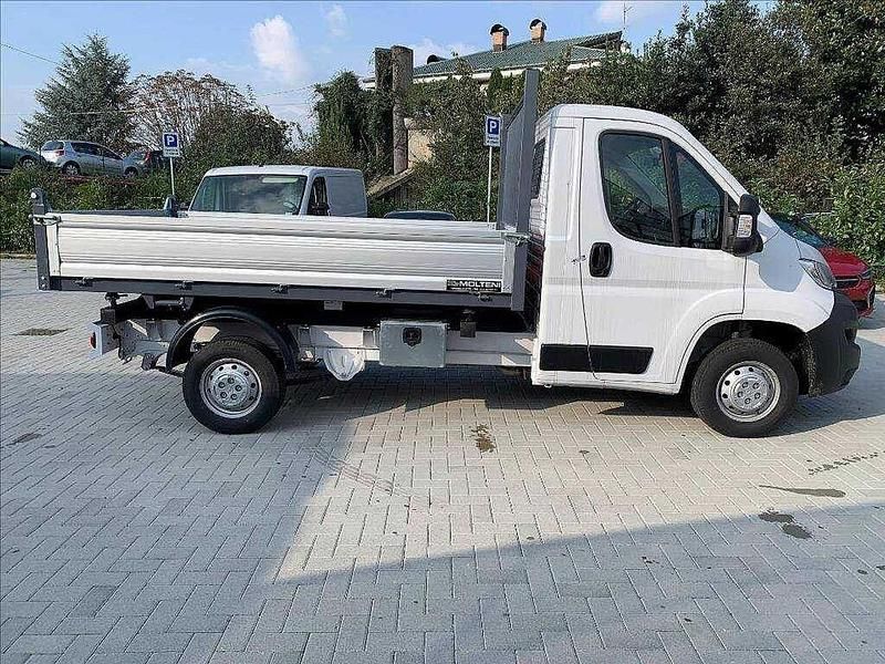 Usata Opel Movano S 140 CV (102 kW) 2024 Bianco pastello Furgone