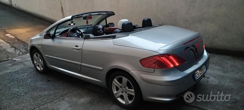 Occasion Peugeot 307 CC 109 PK (80 kW) 2005 Grijs Cabriolet