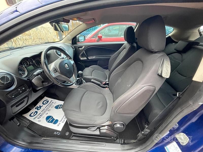 Usata Alfa Romeo MiTo Distinctive 78 CV (57 kW) 2011 Blu Utilitaria