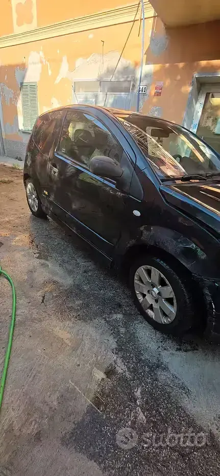 Usata Citroën C2 68 CV (50 kW) 2006 Nero Utilitaria