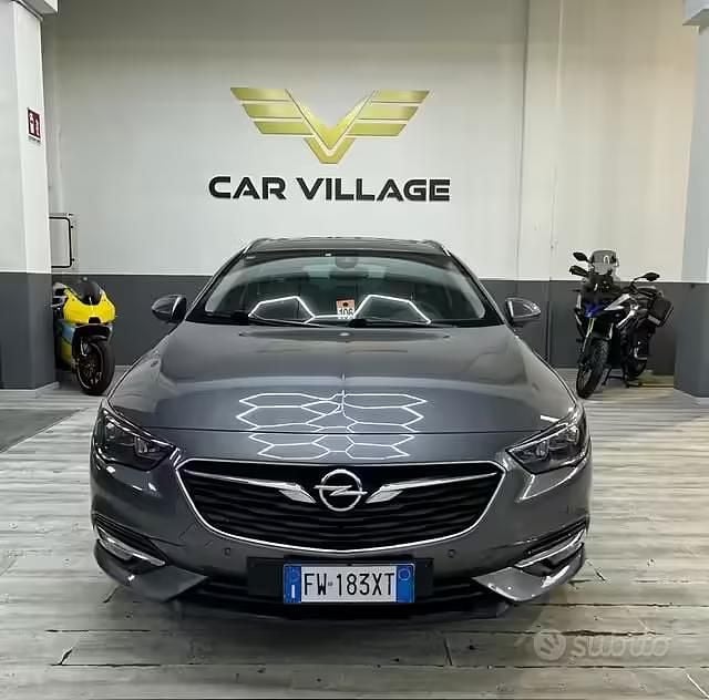 Usata Opel Insignia Innovation 136 CV (100 kW) 2019 Grigio Station wagon