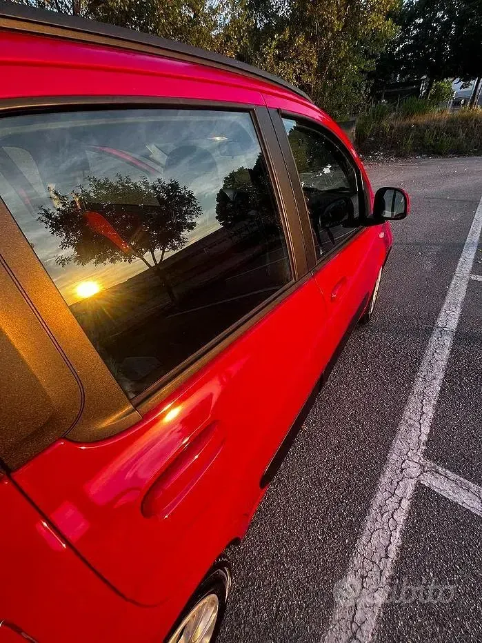 Usata Fiat Panda 69 CV (50 kW) 2013 Rosso Utilitaria
