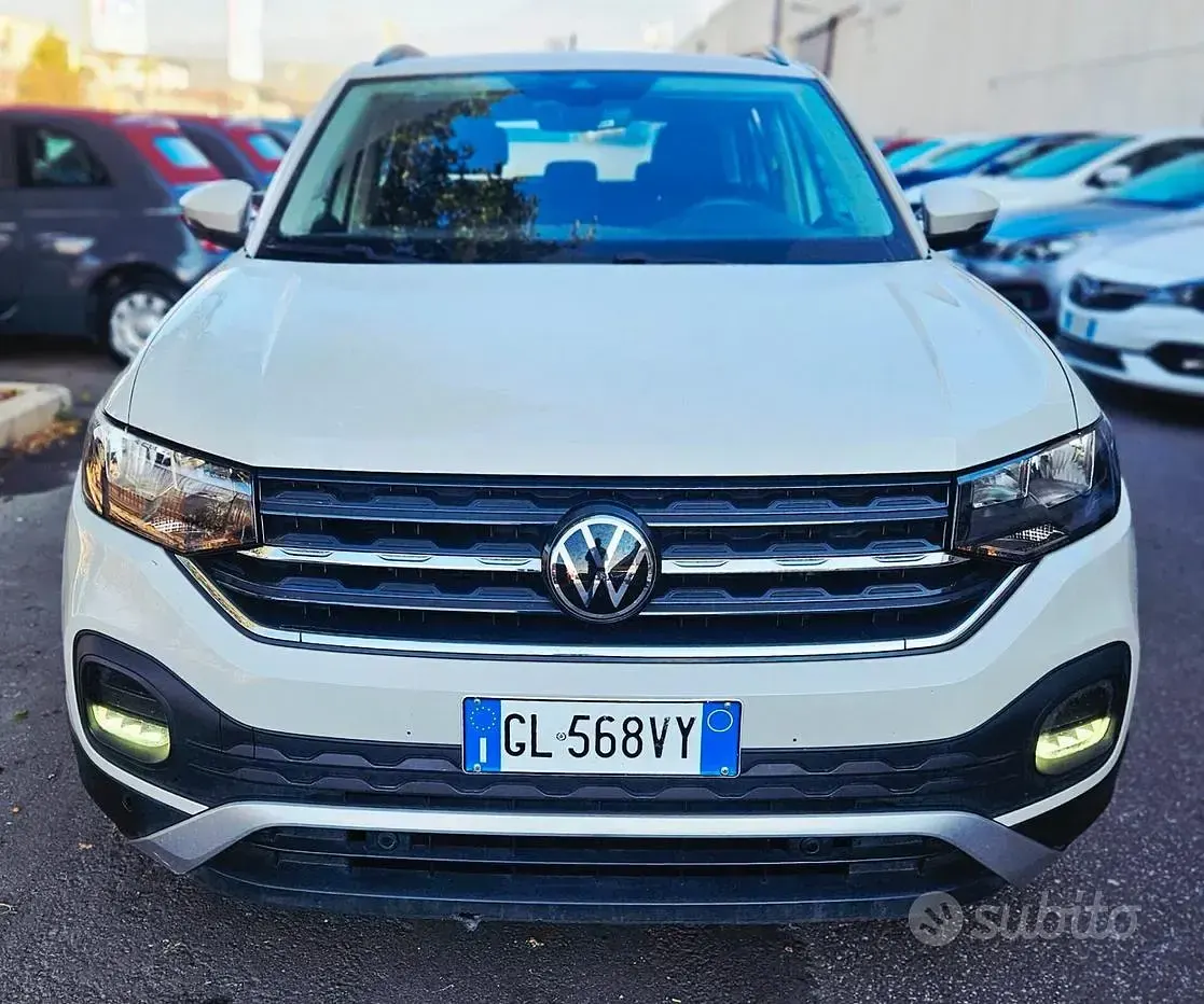 Usata VW T-Cross Sportline 110 CV (80 kW) 2023 Beige SUV
