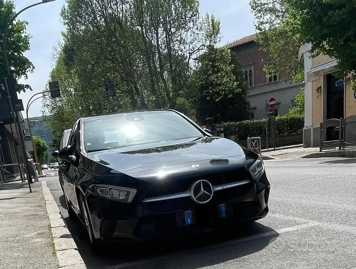 Usata Mercedes 180 136 CV (100 kW) 2019 Nero Berlina