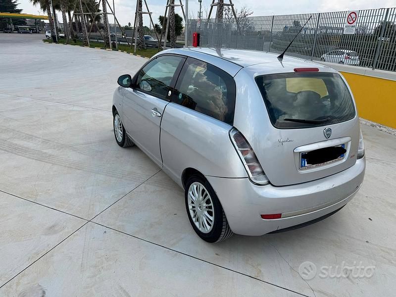 Usata Lancia Ypsilon 77 CV (56 kW) 2009 Utilitaria