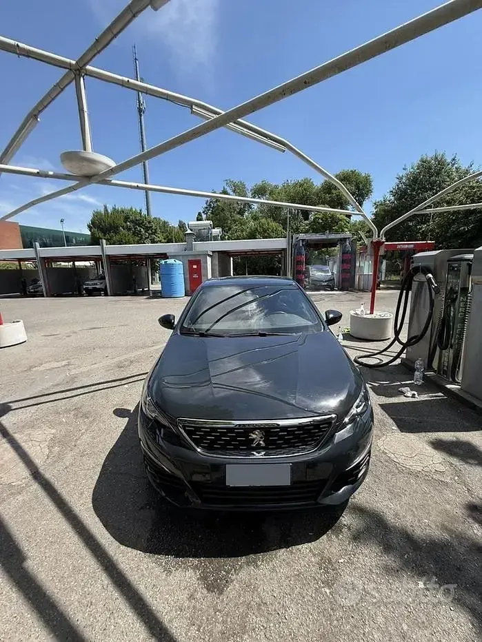 Usata Peugeot 308 GT-line 131 CV (96 kW) 2018 Grigio Berlina