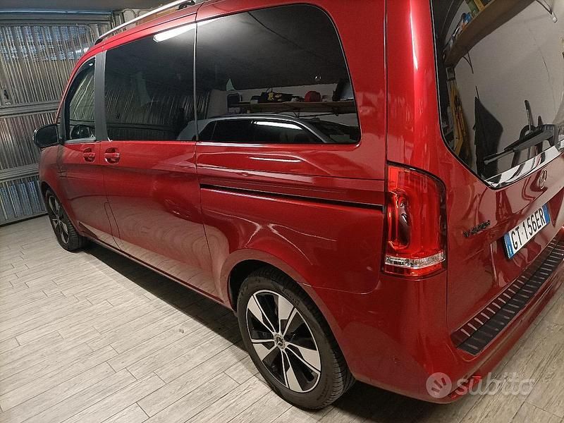 Usata Mercedes V220 Edition 2022 Rosso Monovolume