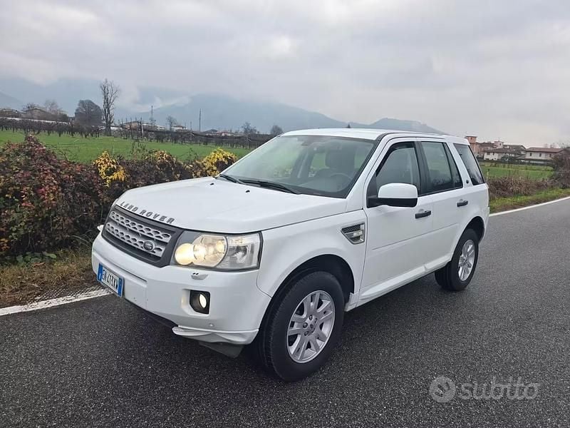 Usata Land Rover Freelander 2 190 CV (139 kW) 2013 Bianco SUV