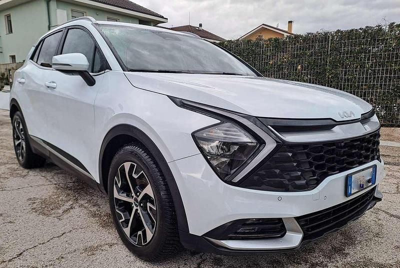 Usata Kia Sportage Style 150 CV (110 kW) 2022 Bianco SUV