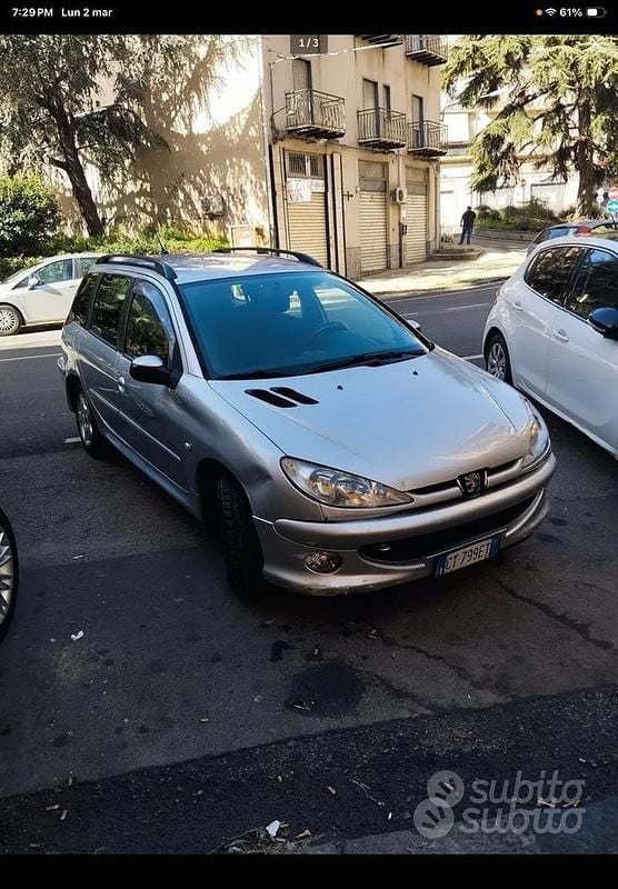 Usata Peugeot 206 68 CV (50 kW) 2005 Grigio Station wagon