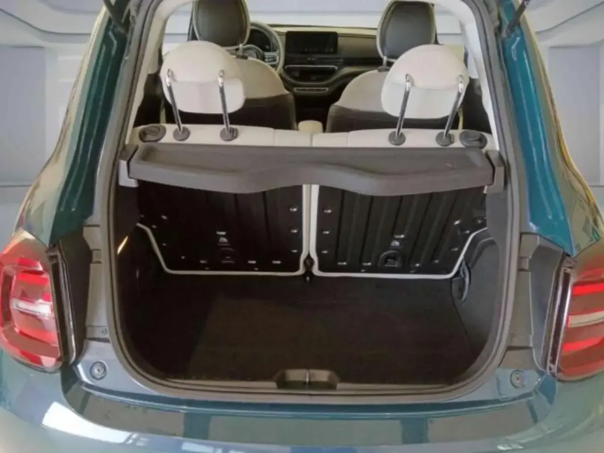 Usata Fiat 500e La Prima 86 kW (118 CV) 2021 Grigio Berlina