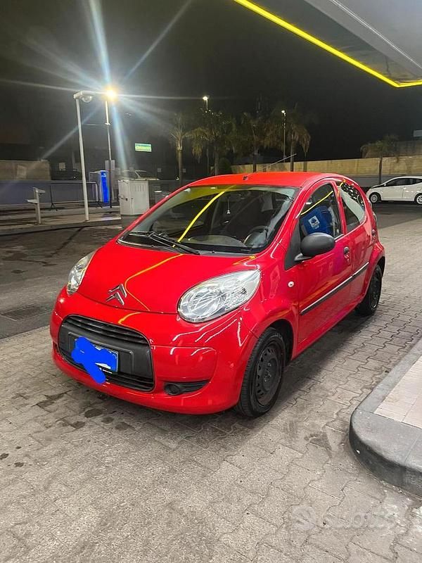 Usata Citroën C1 Attraction 68 CV (50 kW) 2012 Rosso Utilitaria